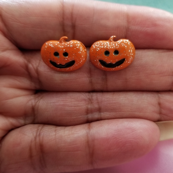 Sparkly Metal Pumpkin Stud Earrings - Picture 2 of 3